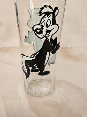 Pepsi Collector Series Glass with Peoe Le Pew - White Eyes Cartoon Artwork